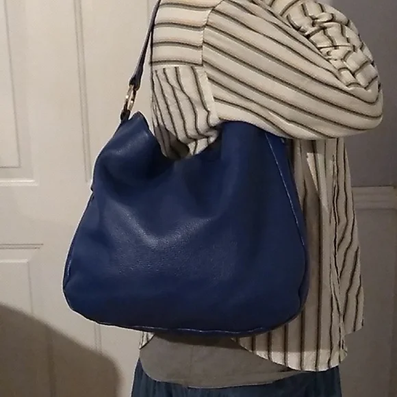 Authentic Laggo Genuine Blue Leather Hobo Shoulder Bag - Picture 7 of 16